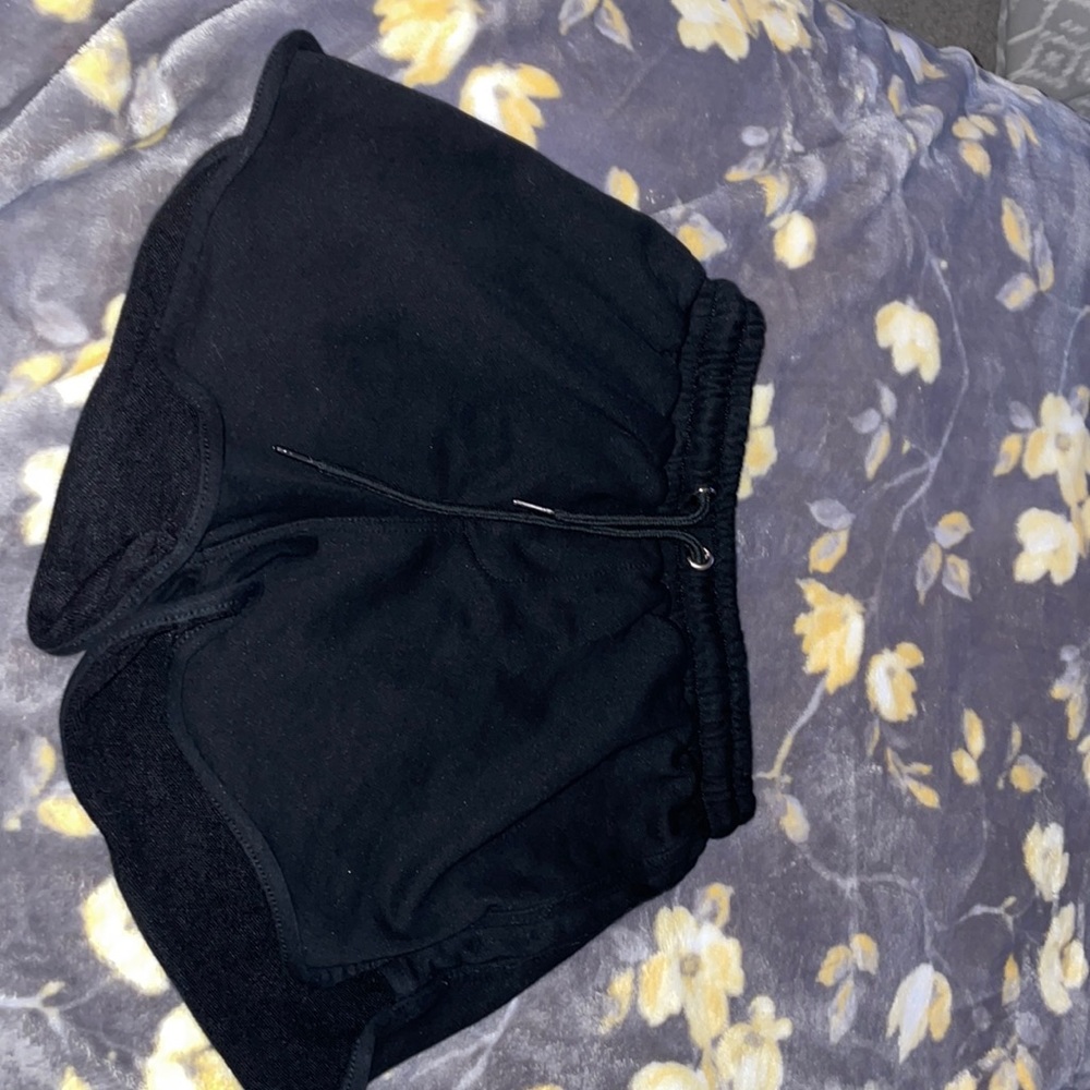 Black shirt with elastic waist band